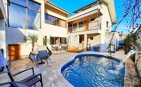 Tons de Mar Residence